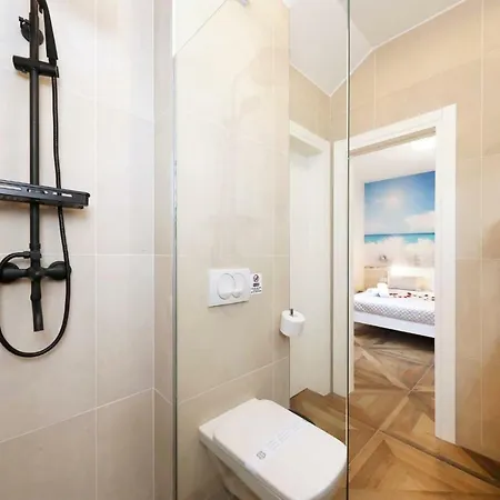 Redstone Luxury Appartement *
