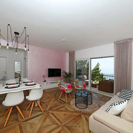 Appartement Redstone Luxury *