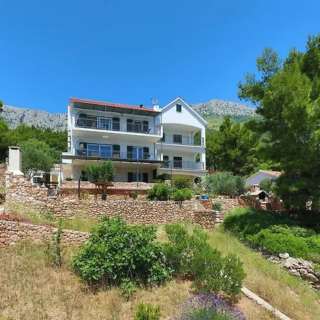 Redstone Luxury Appartement *